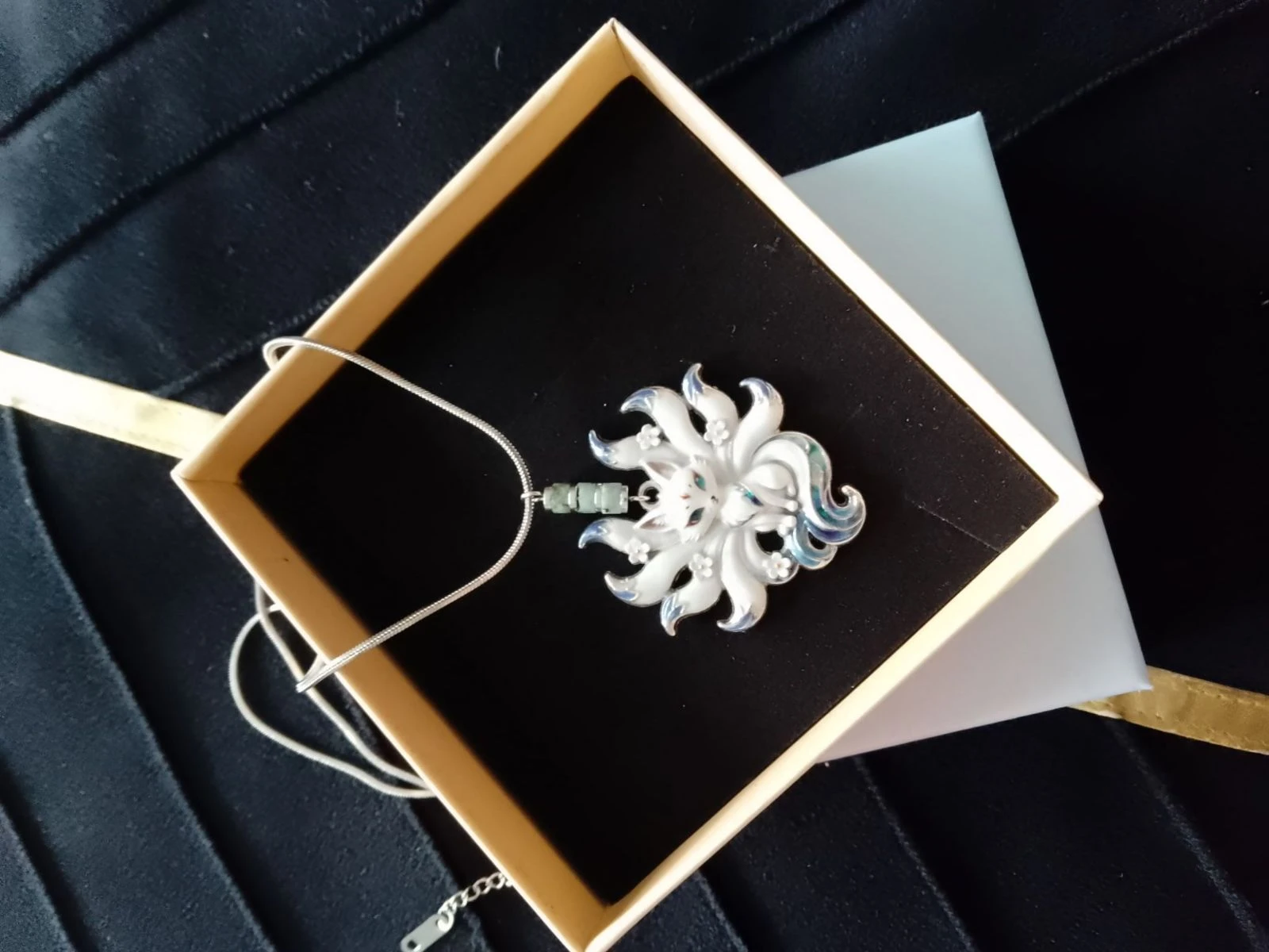 Japanse 9-staart vos ketting – photo 2